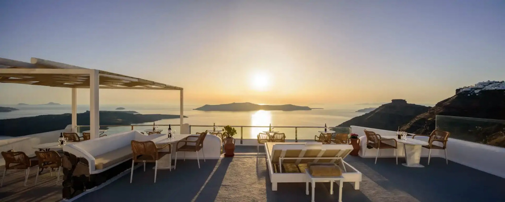 Vallas Apartments & Villas