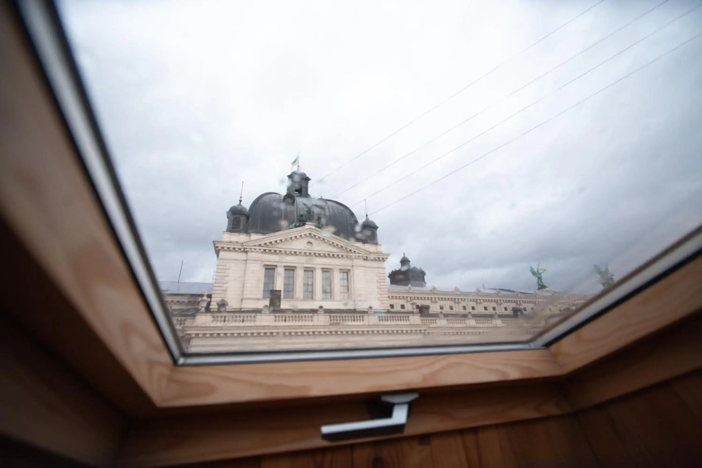 Lviv apartments "OPERA", Svobody avenue 49