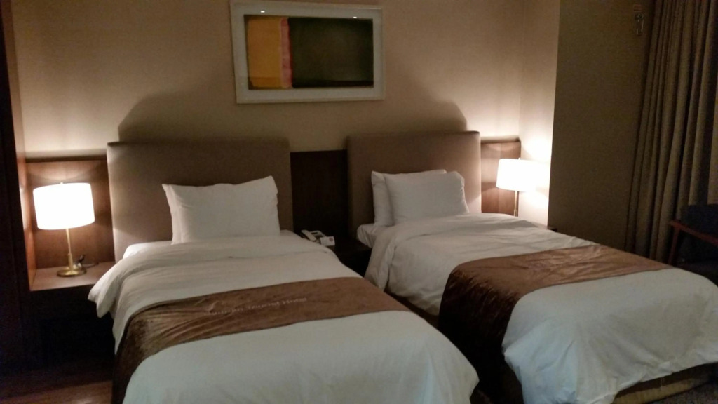 Hyunjin Tourist Hotel