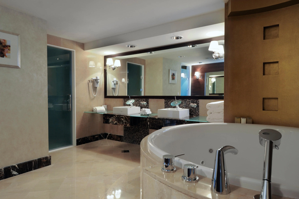 Отель InterContinental Abu Dhabi by IHG