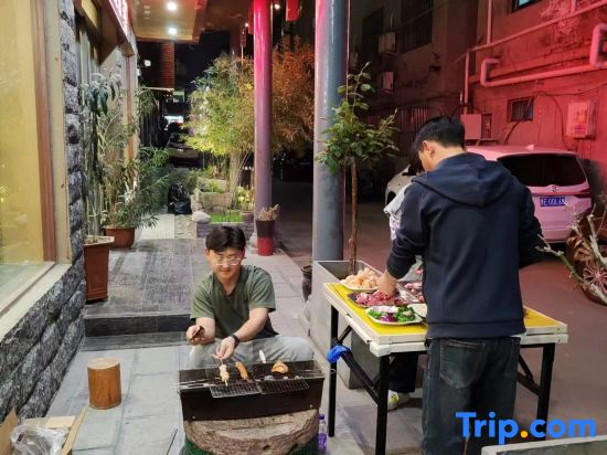 Tingyun Homestay (Yuntai Mountain Bank Service Area Branch)