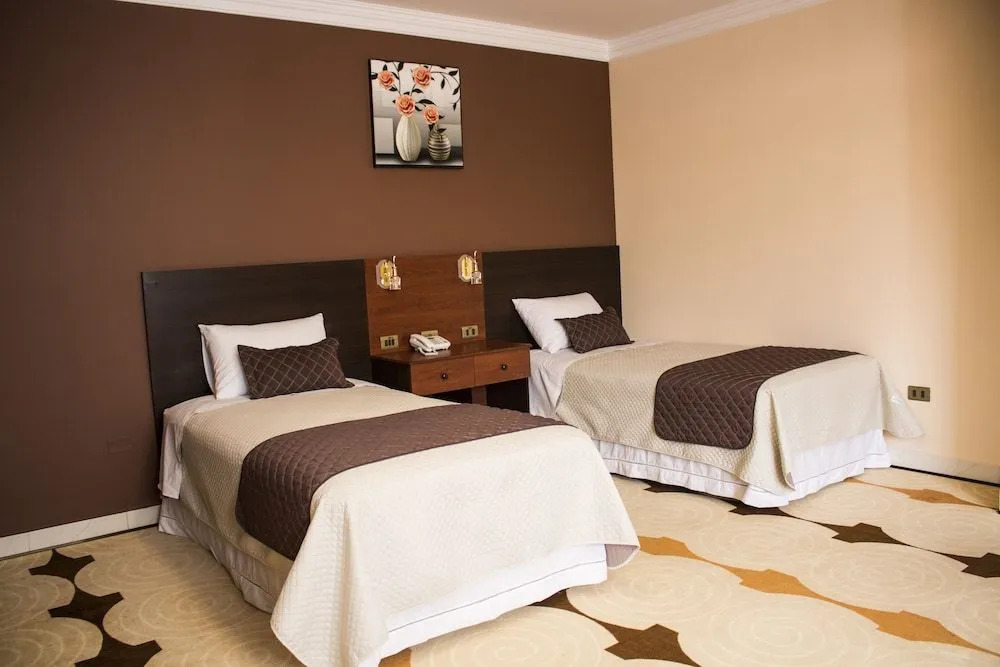 Hotel Pairumani