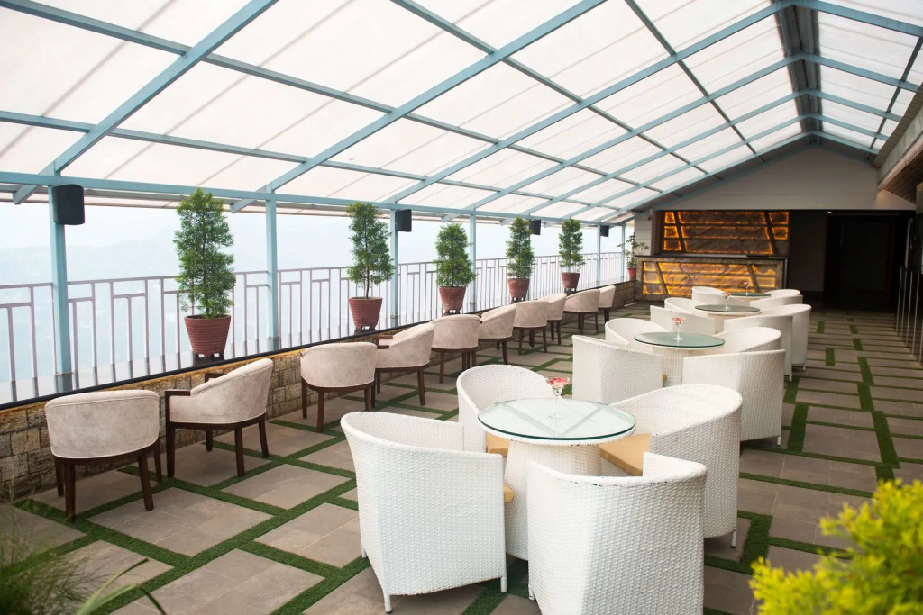 Ramada by Wyndham Gangtok Hotel & Casino Golden