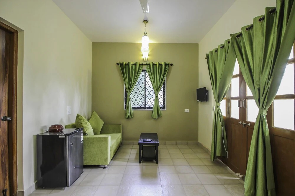 OYO Home 1134 Studio Riverside 1BHK Siolim