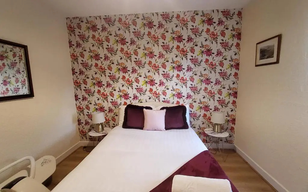 Sensational Stay Serviced Accommodation Aberdeen 4 Bedroom Apt - Bedford Avenue