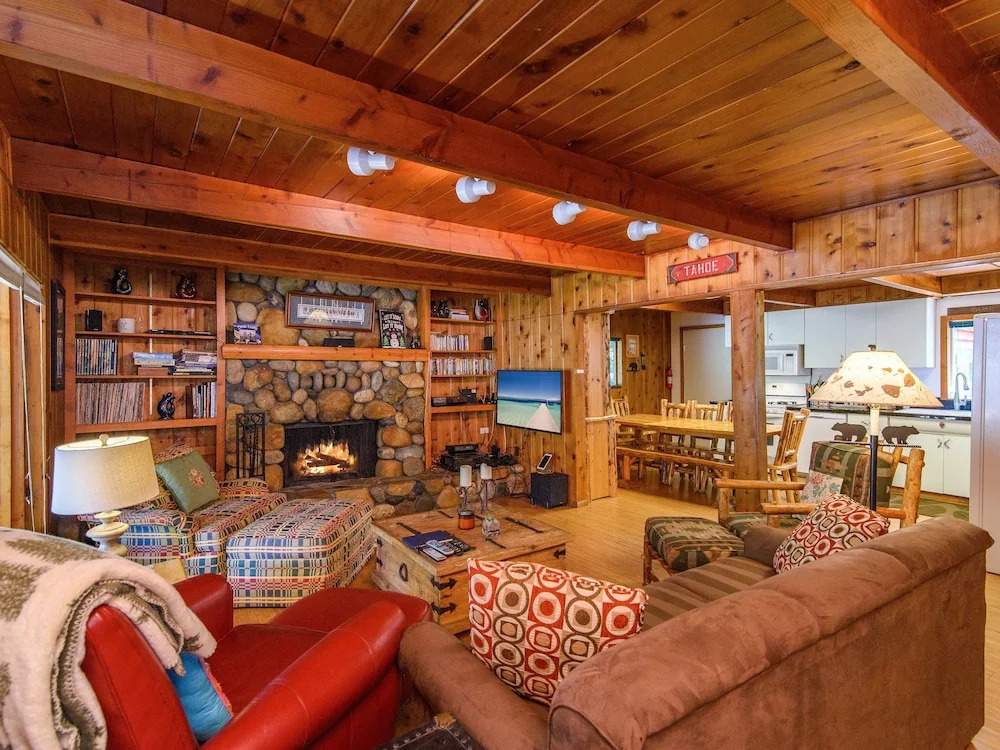 True Tahoe – Classic Cabin - 4 Br cabin by RedAwning