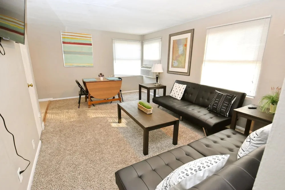 1 Bedroom Apartment Near Notre Dame 1309 5