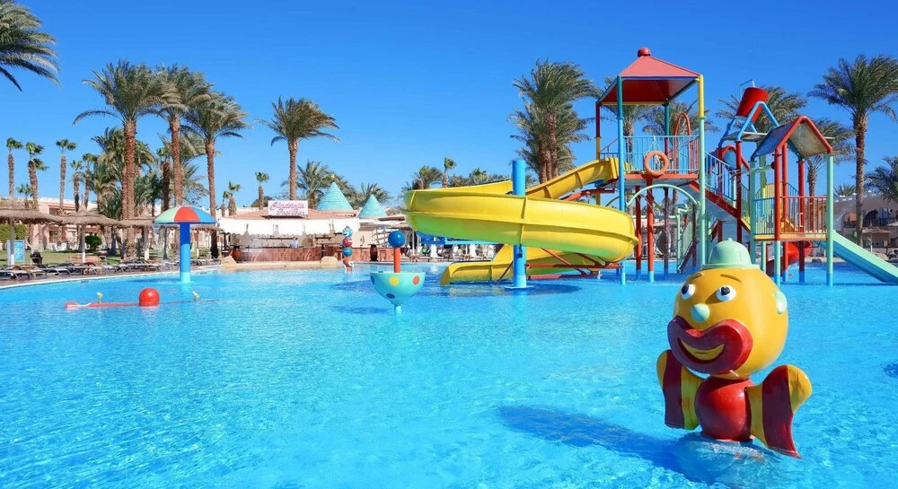 Beach albatros resort Azrak VIP Package