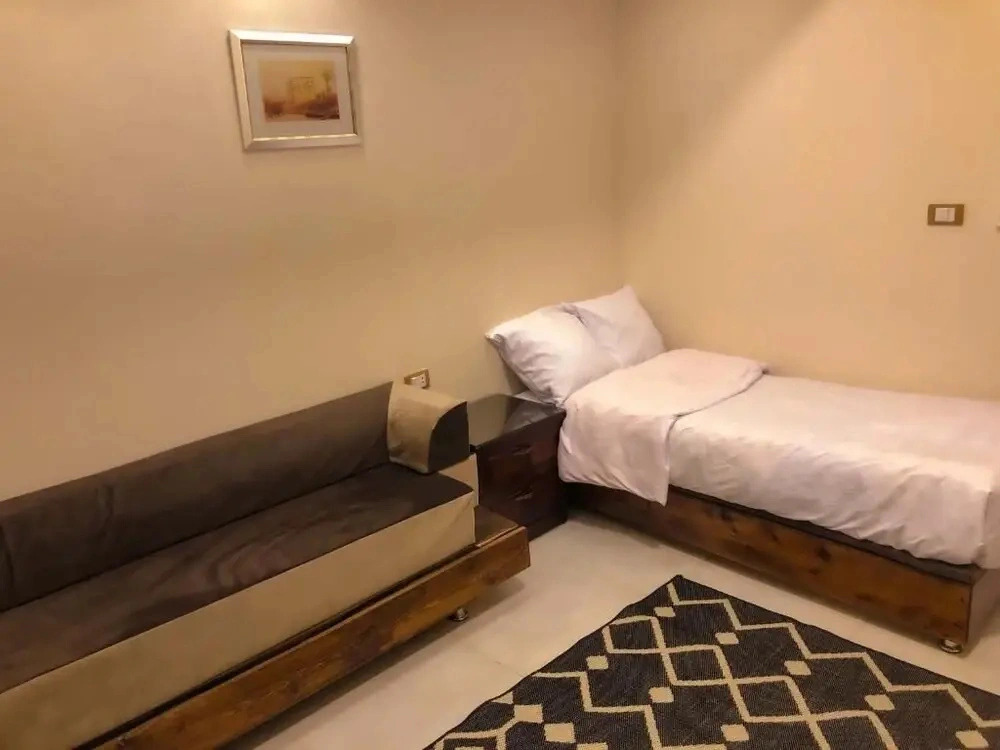 Sharty Hotel