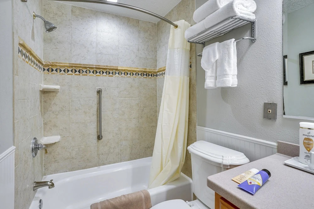 Williamsburg Condo Rental: 3 Mi to Busch Gardens!