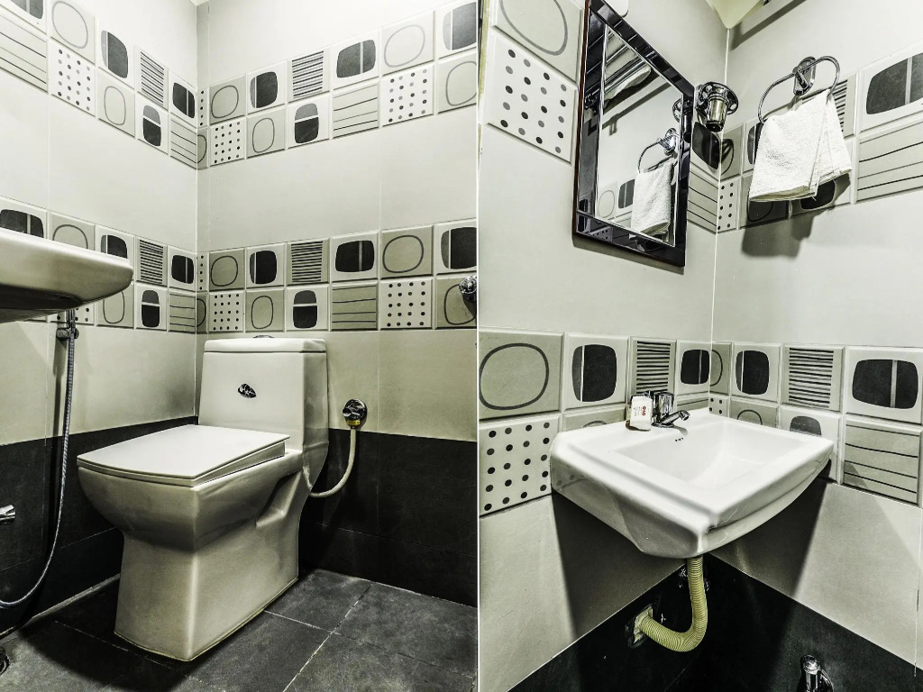 OYO 14925 Harsha Residency