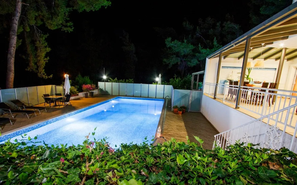 Danais Secluded Paradise - Azure Coastal Dreams