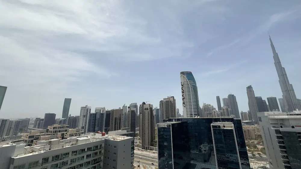 Mh - 1 Bhk Burj View - Vera2420
