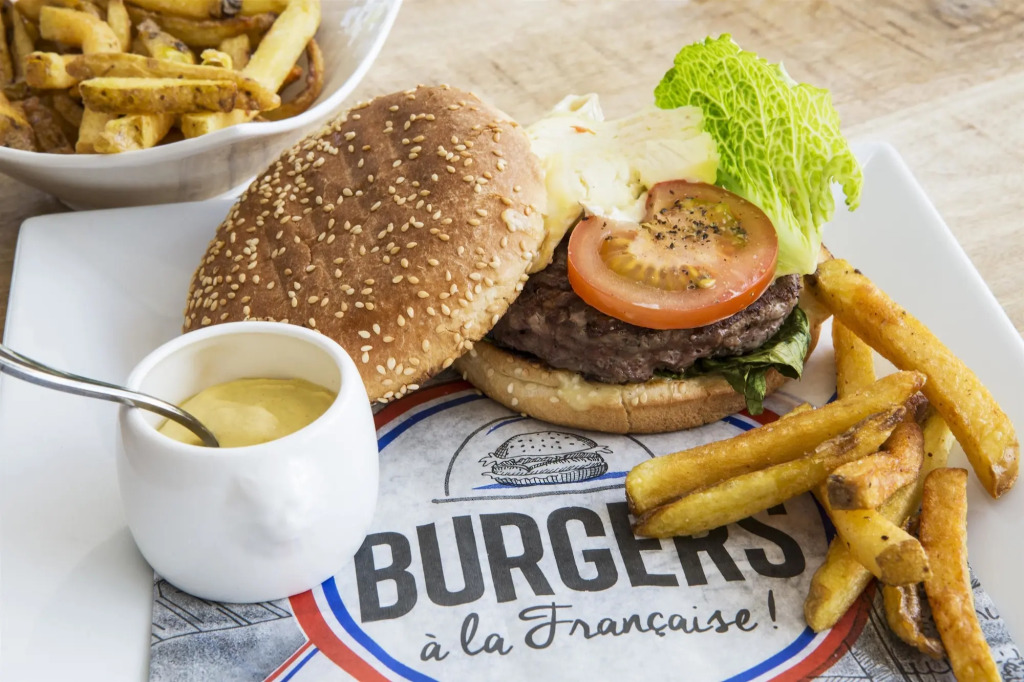 Campanile PRIME - Troyes Nord Barberey