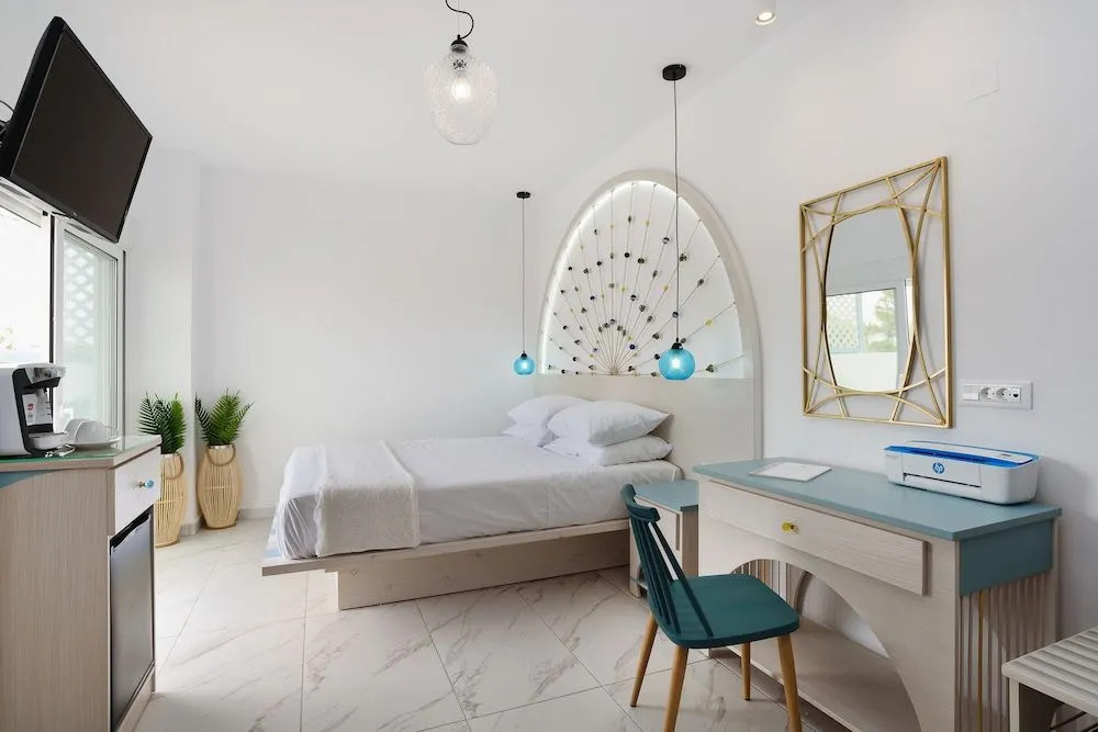 Mylos Luxury Escape - Adults Only