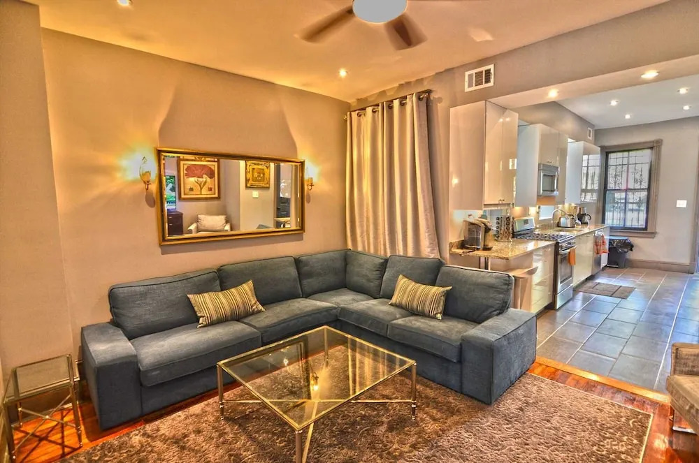 130 Southeast Townhome #1064 - 4 Br Townhouse