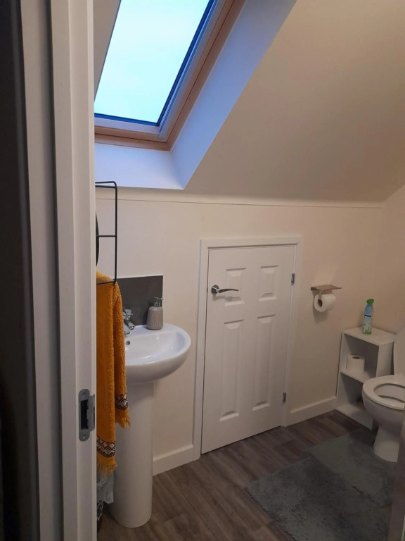 Spacious Ensuite King Room Private Neighbourhood Free Parking Space