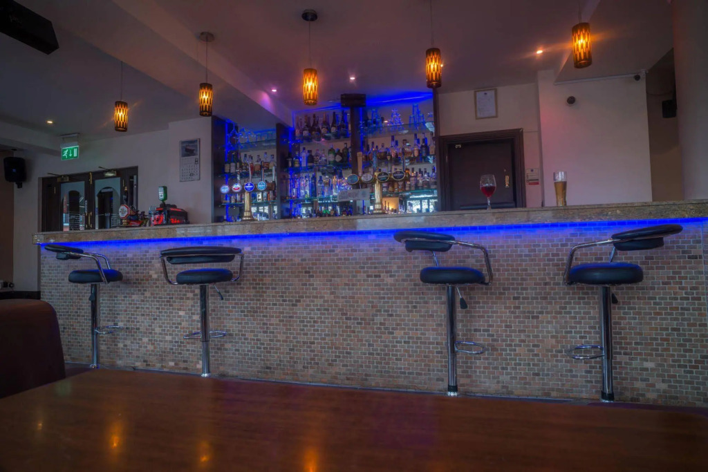 Starboard Stays Southampton
