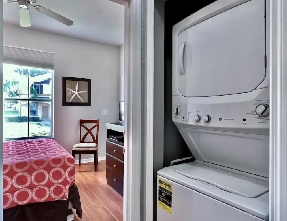 Spacious 4Bd TH Regal Palms 2530CA