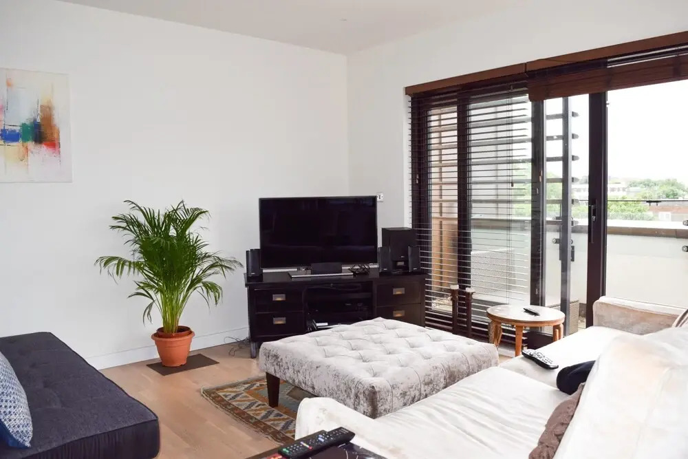 Stylish 2 Bedroom Flat With Balcony In Tufnell Park