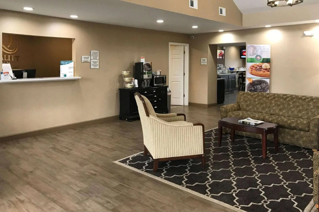 Quality Inn Seneca