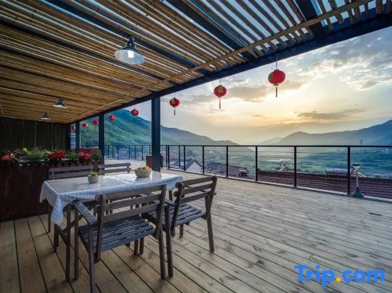 Panjiayuan Inn