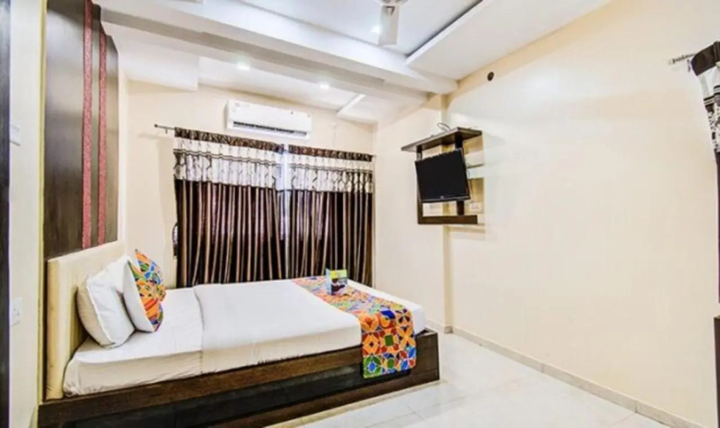FabHotel Krishna Regency
