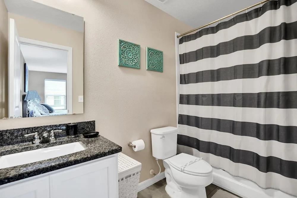 Charming Chalet at Compass Bay Cb101