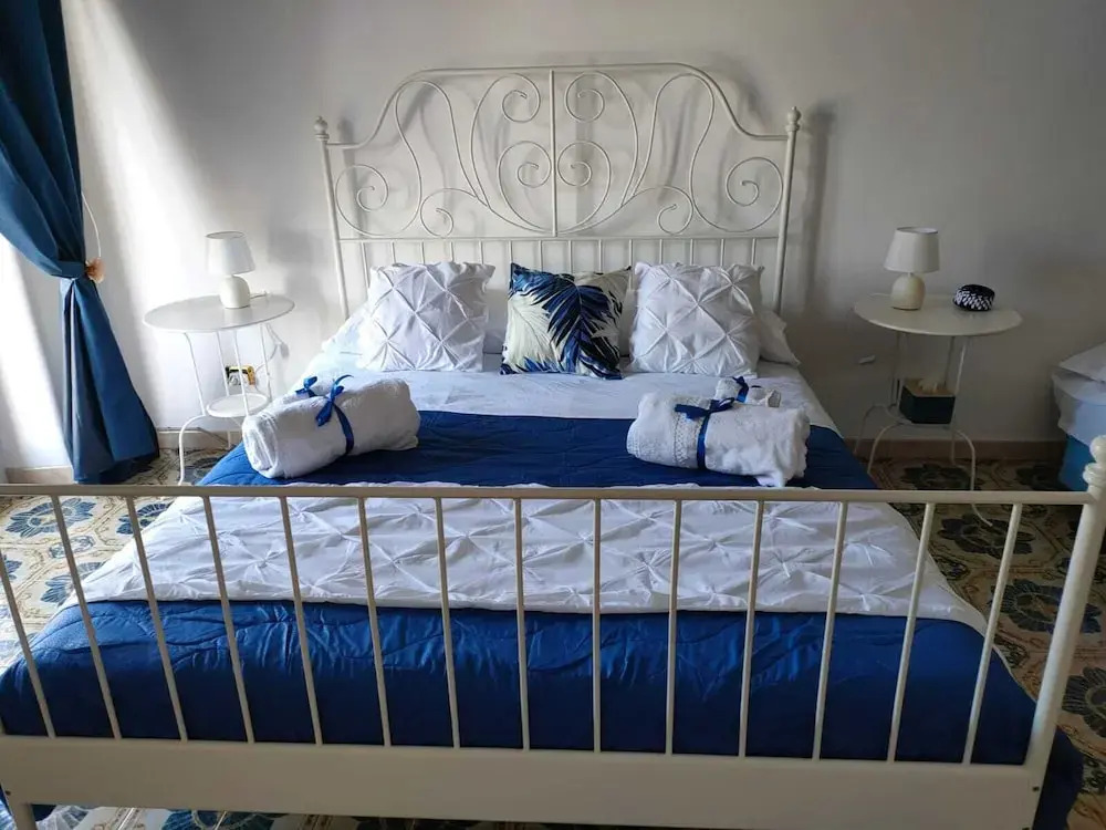 Tra Pirandello e Leopardi B&B