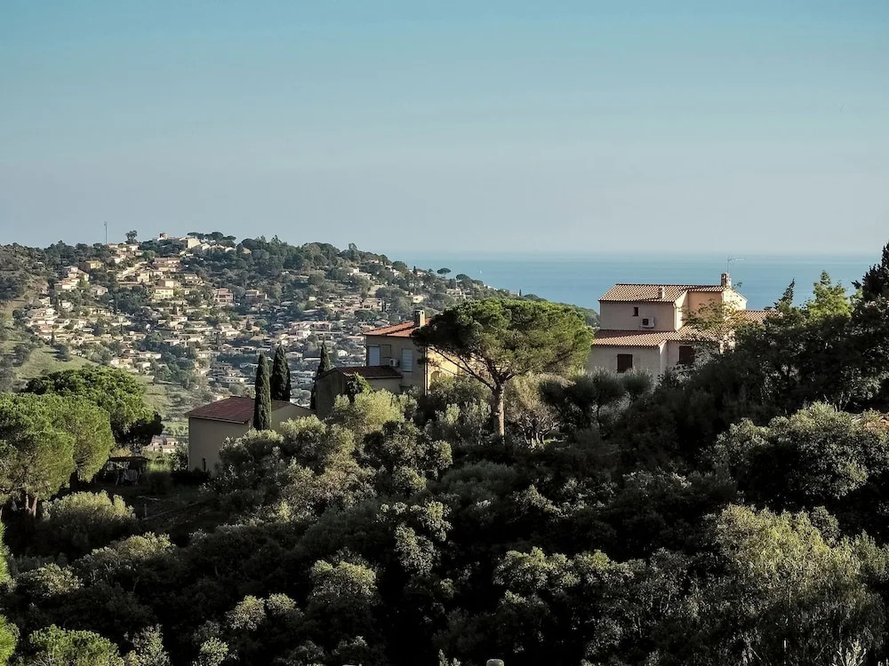 Holiday Home in Bormes Near Beaches & Pool