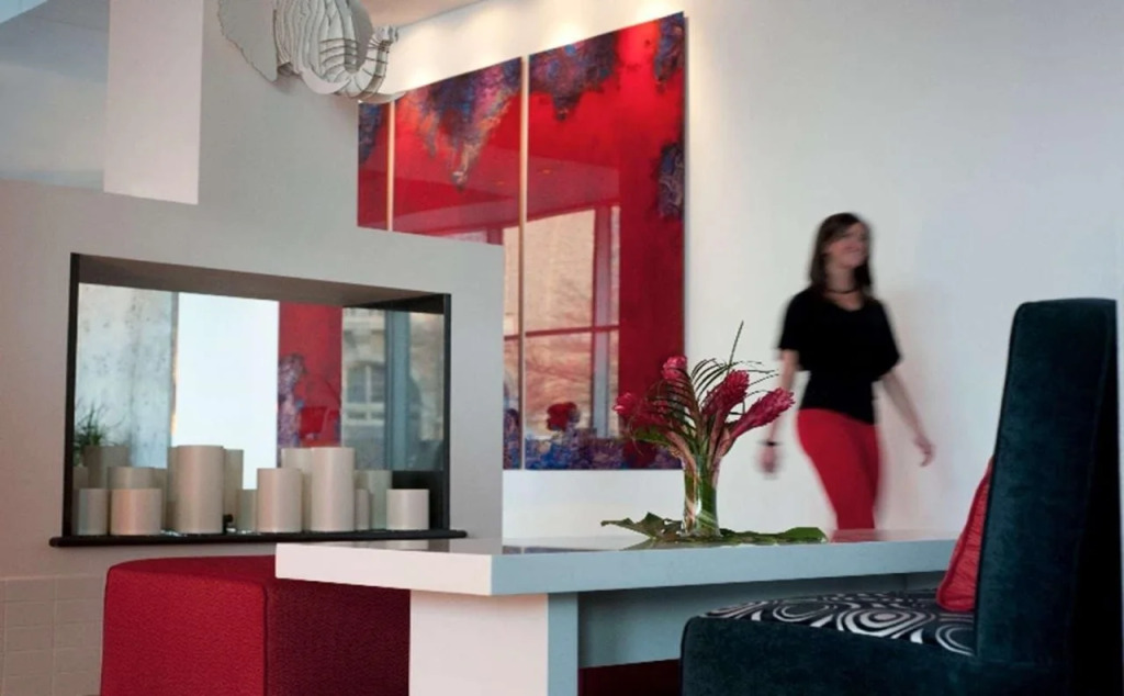 HotelRED
