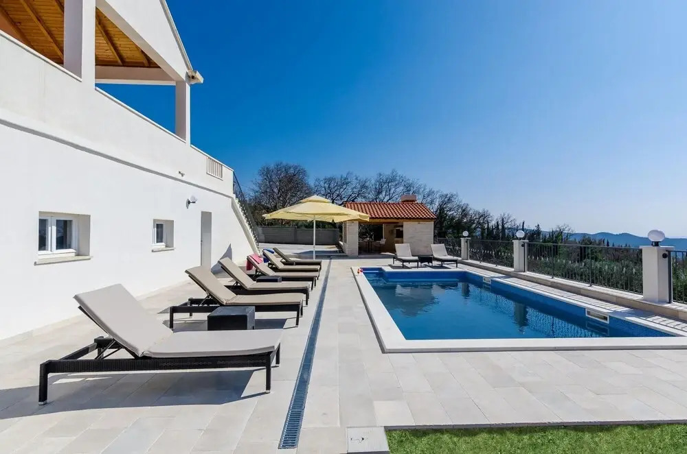 Villa Dragi - Three Bedroom Villa With Swimming Pool Terrace and Sea View ID Direct Booker 10228