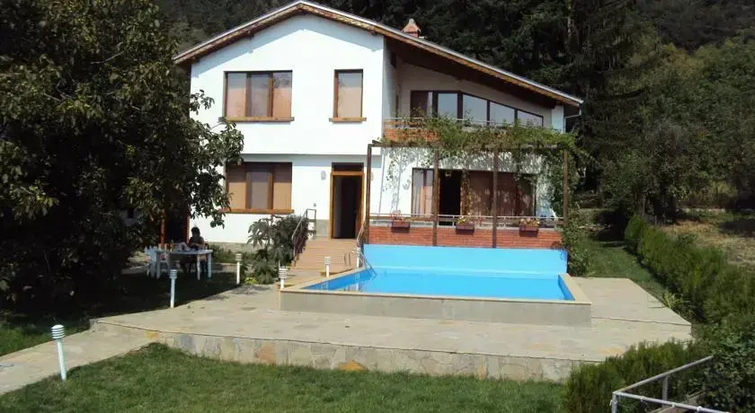 House Mirlevi