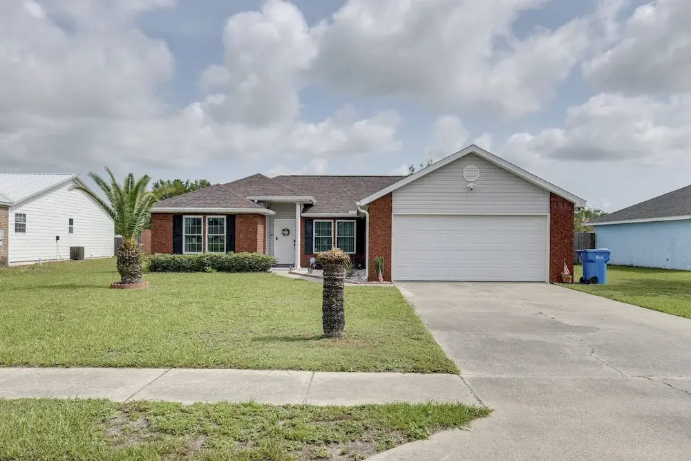 4 Mi to Downtown Panama City: Home w/ Patio!