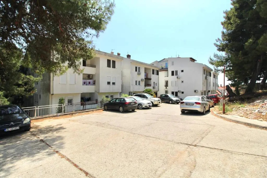 2bd Pinjes Amazing Sea View Apt w/ 2 Balconies Ervin