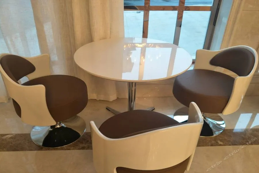 Vienna Hotel Songjiang Wanda Guangfulin Road