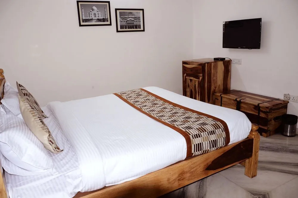 OYO 10963 Hotel Guman Auberge