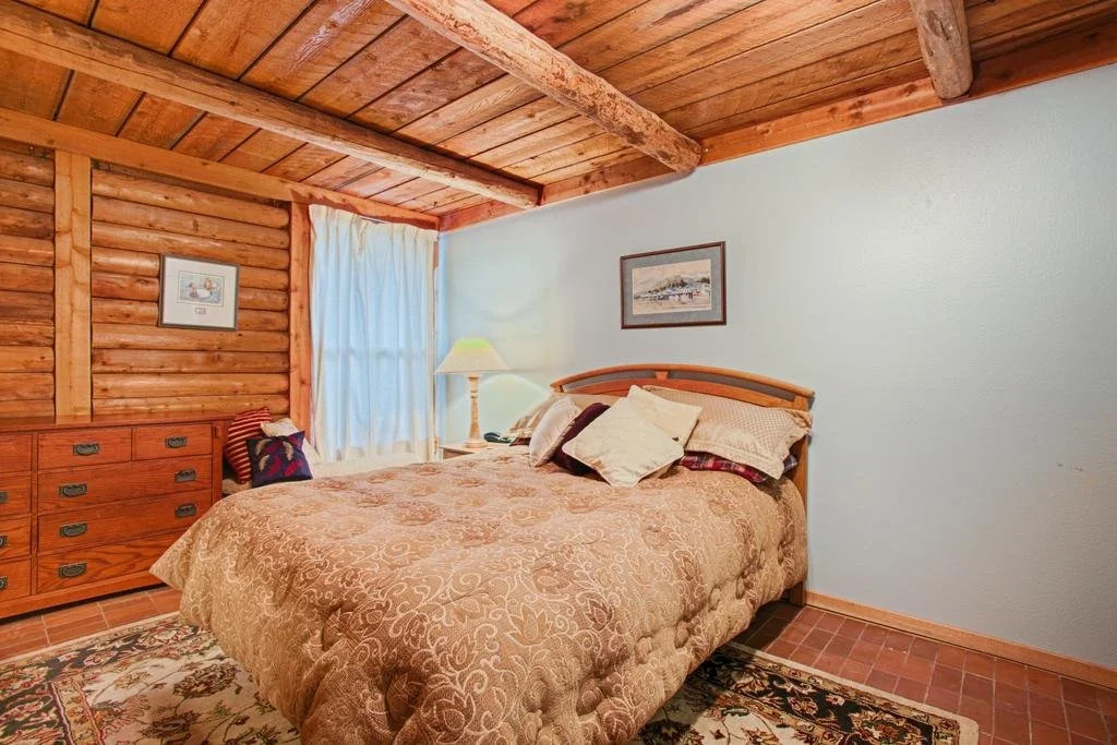 Harbor Creek Lodge