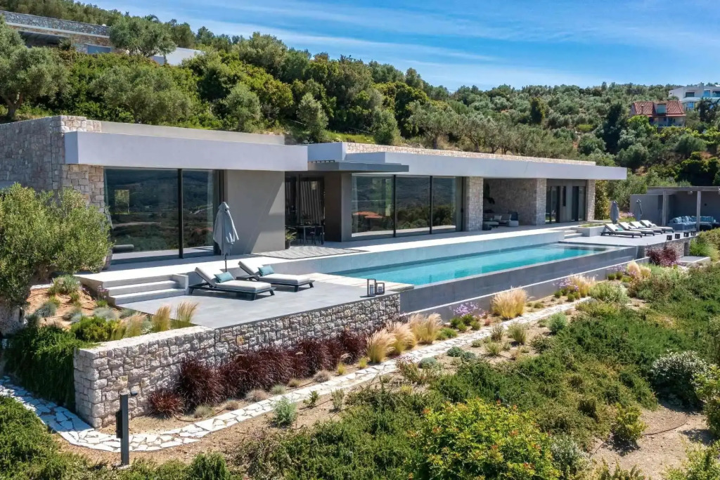 Bluevillas Luxury Concept North Peloponnese