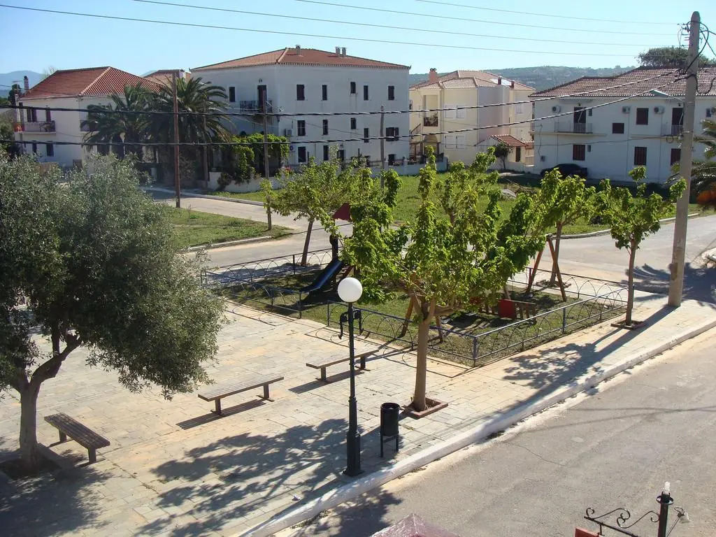 Hotel Aris