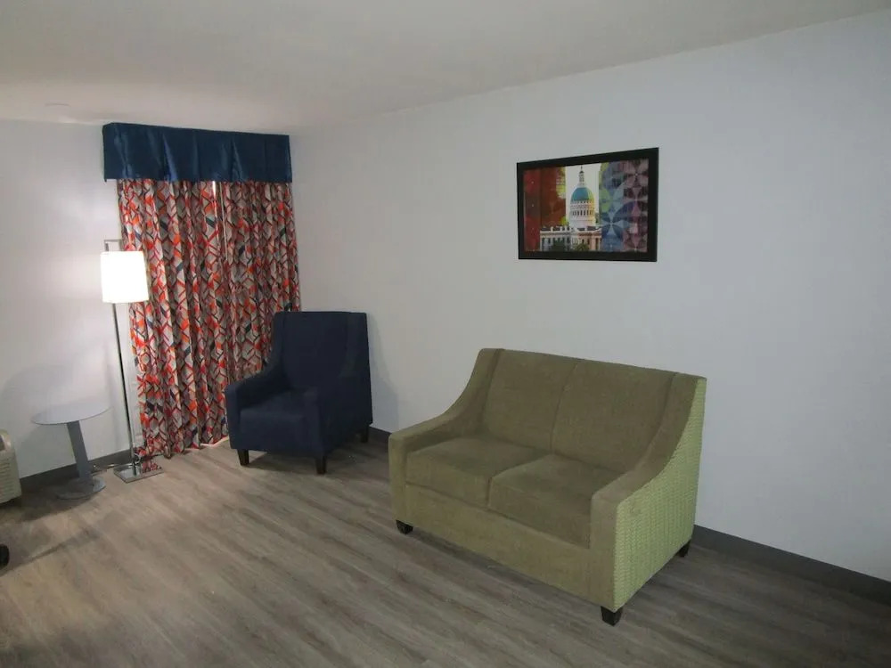 Drury Inn Suites Westport