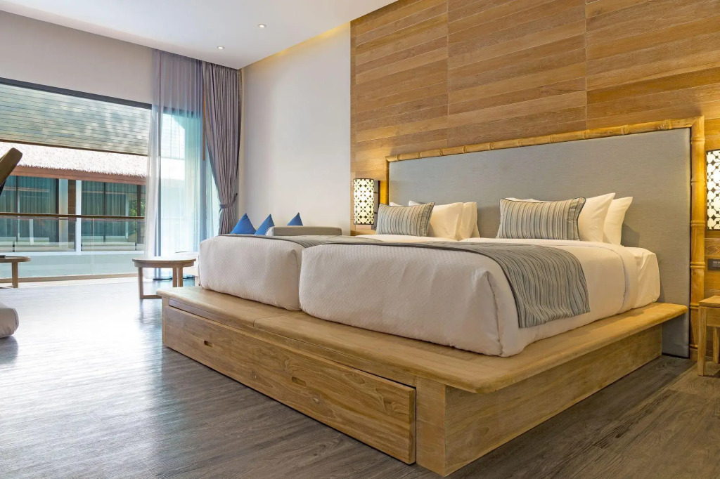 AKIRA Lipe Resort