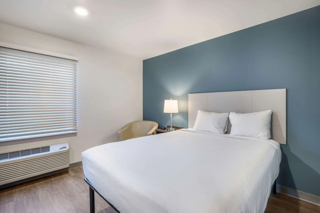 WoodSpring Suites Gurnee - Chicago