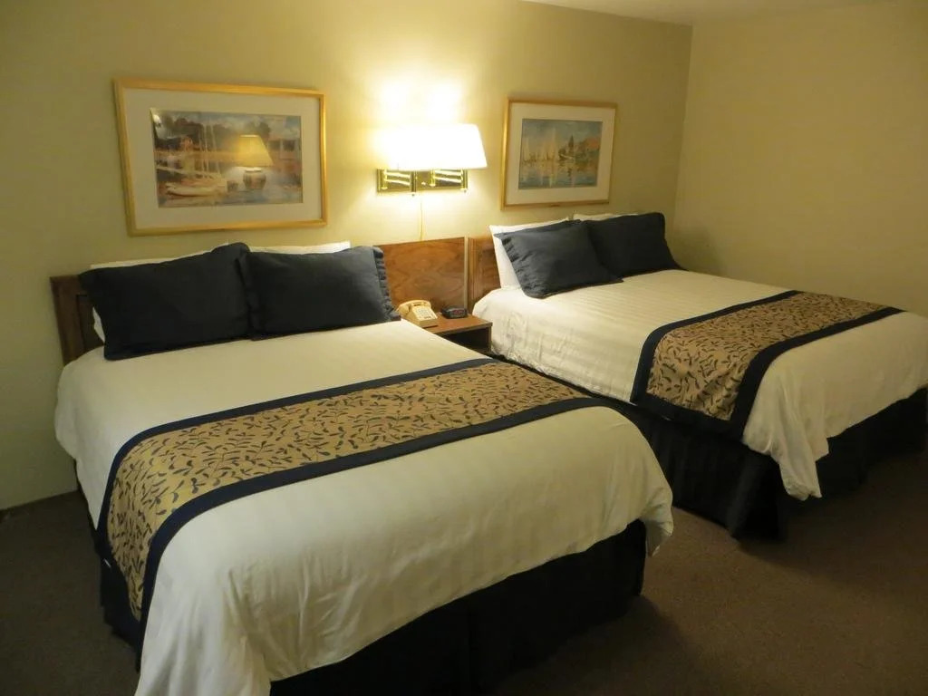 Pine Grove Resort