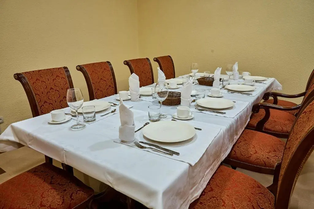 Queens Hotel