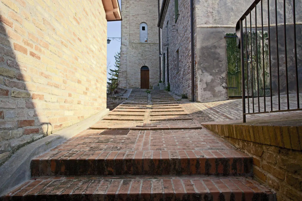 Casa Oliva borgo del Benessere delle Marche