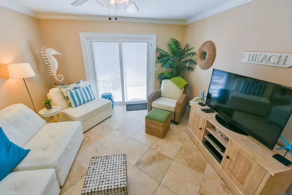 Pineapple Key Apartment 4