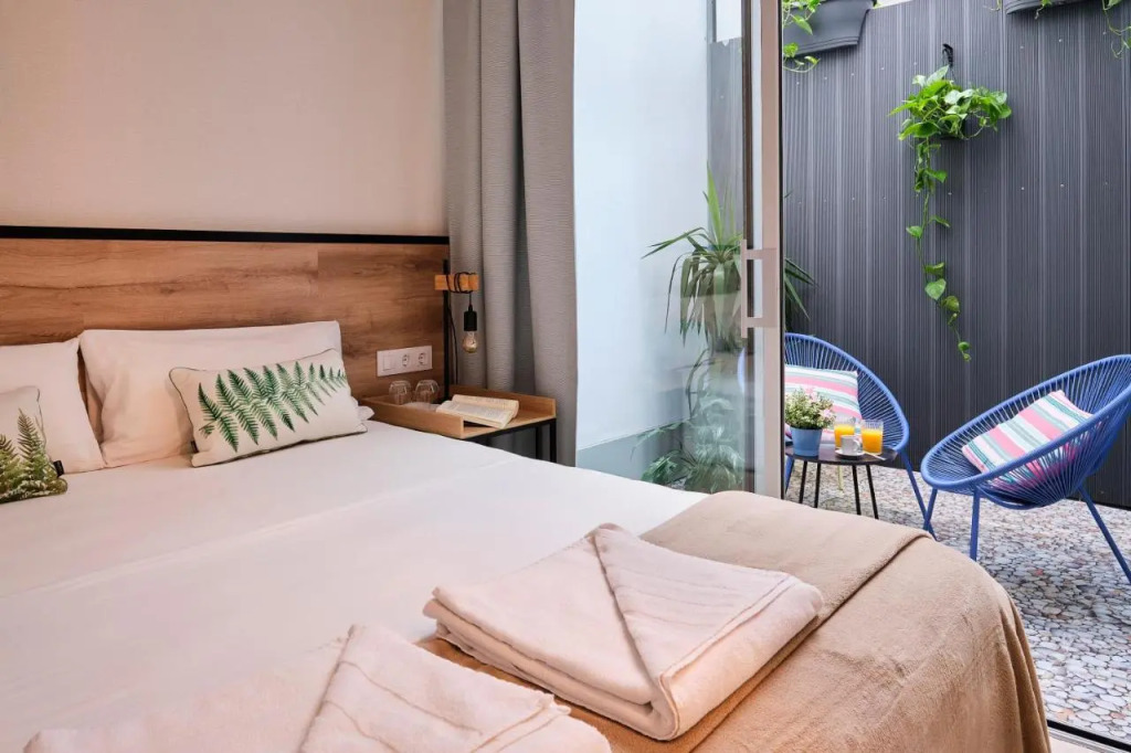 Sweet Sevilla Suites - Smart Hotel