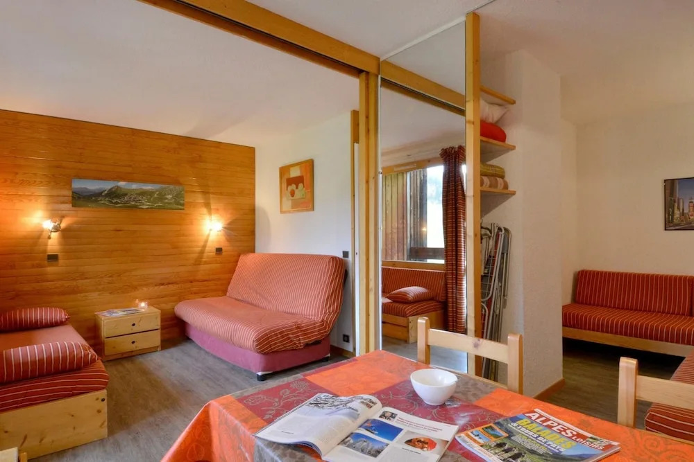 Residence Saintjacques Divisible Studio on Slopes for 4 People of 28 m2 Rs417