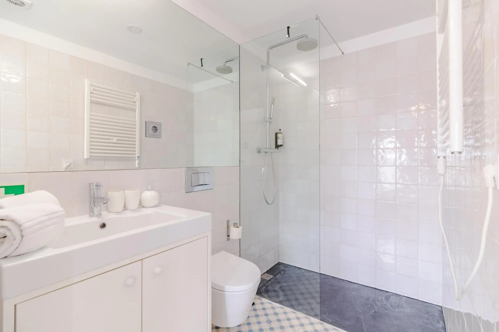 Tower 6T in Oporto With 1 Bathrooms
